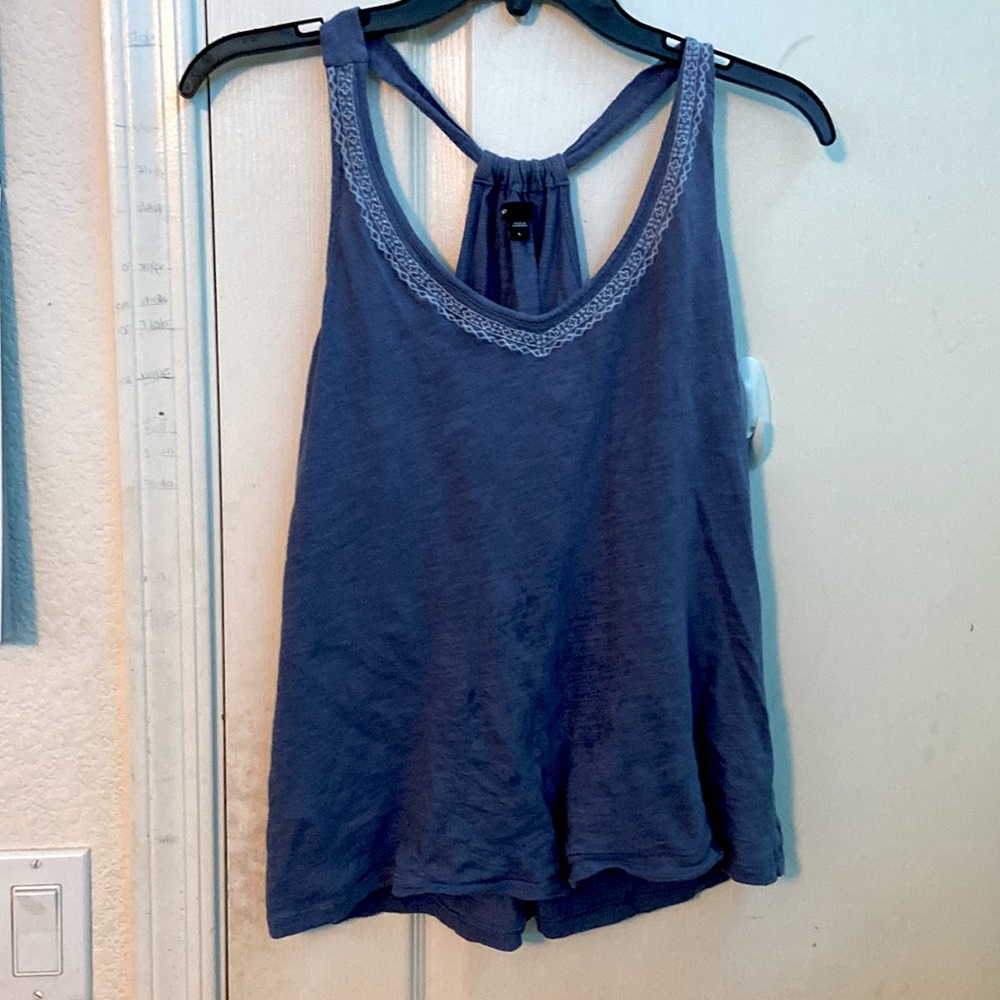 | GAP | Girls blue tank top